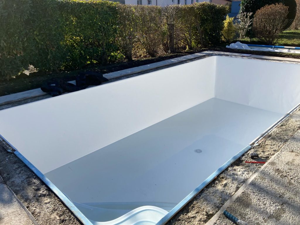 Rénovation piscine PVC armé : APRES